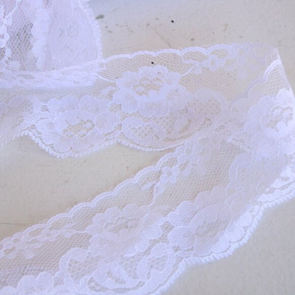 Vintage White Lace Trim, 3 Yards, 2.25" wide, Nylon, Sewing Supply - Picture 9 of 10